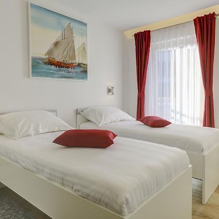 Viras Luxury Holiday Premantura Exterior foto