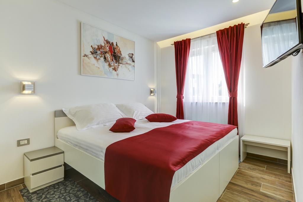 Viras Luxury Holiday Premantura Exterior foto